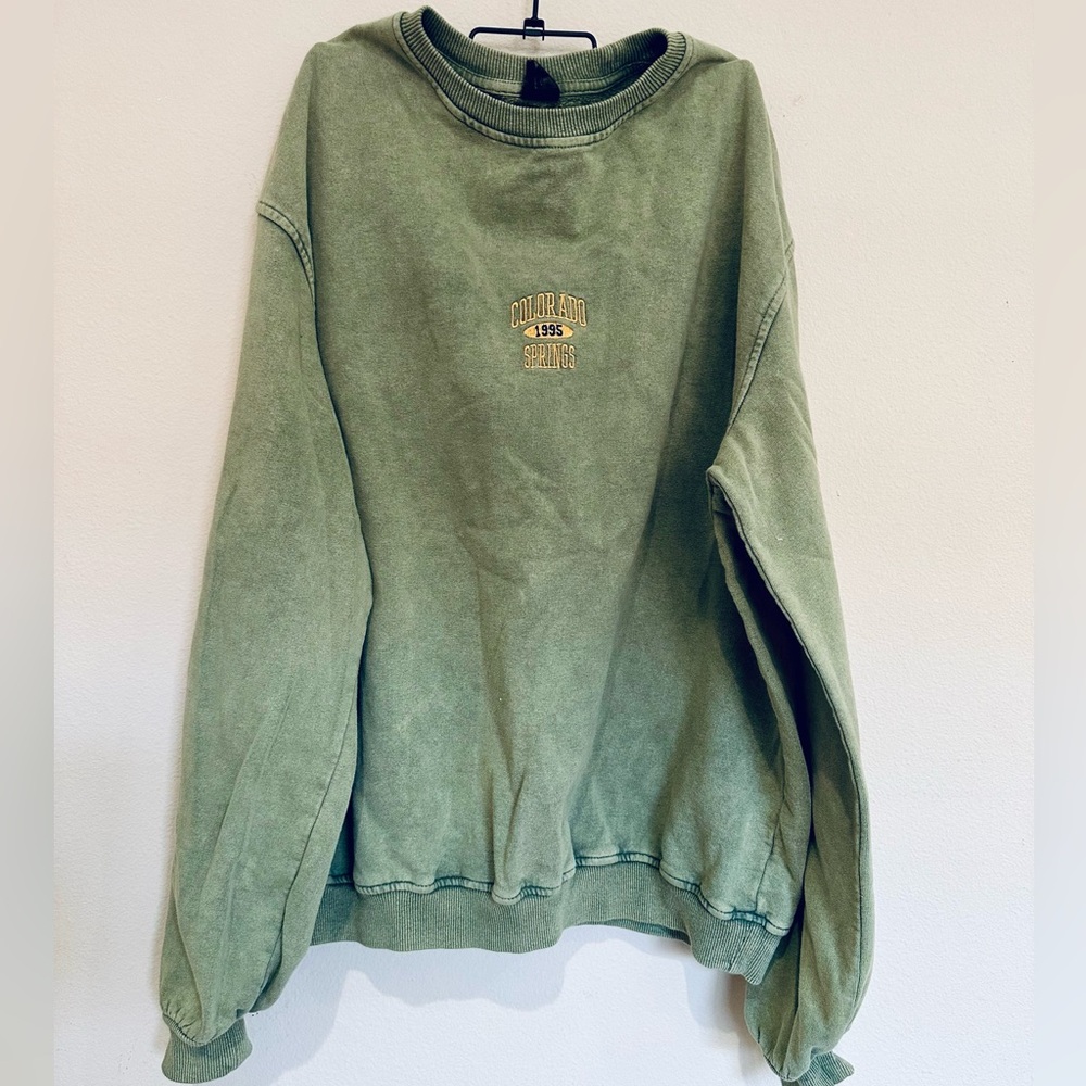 Urban Outfitters Sweatshirt